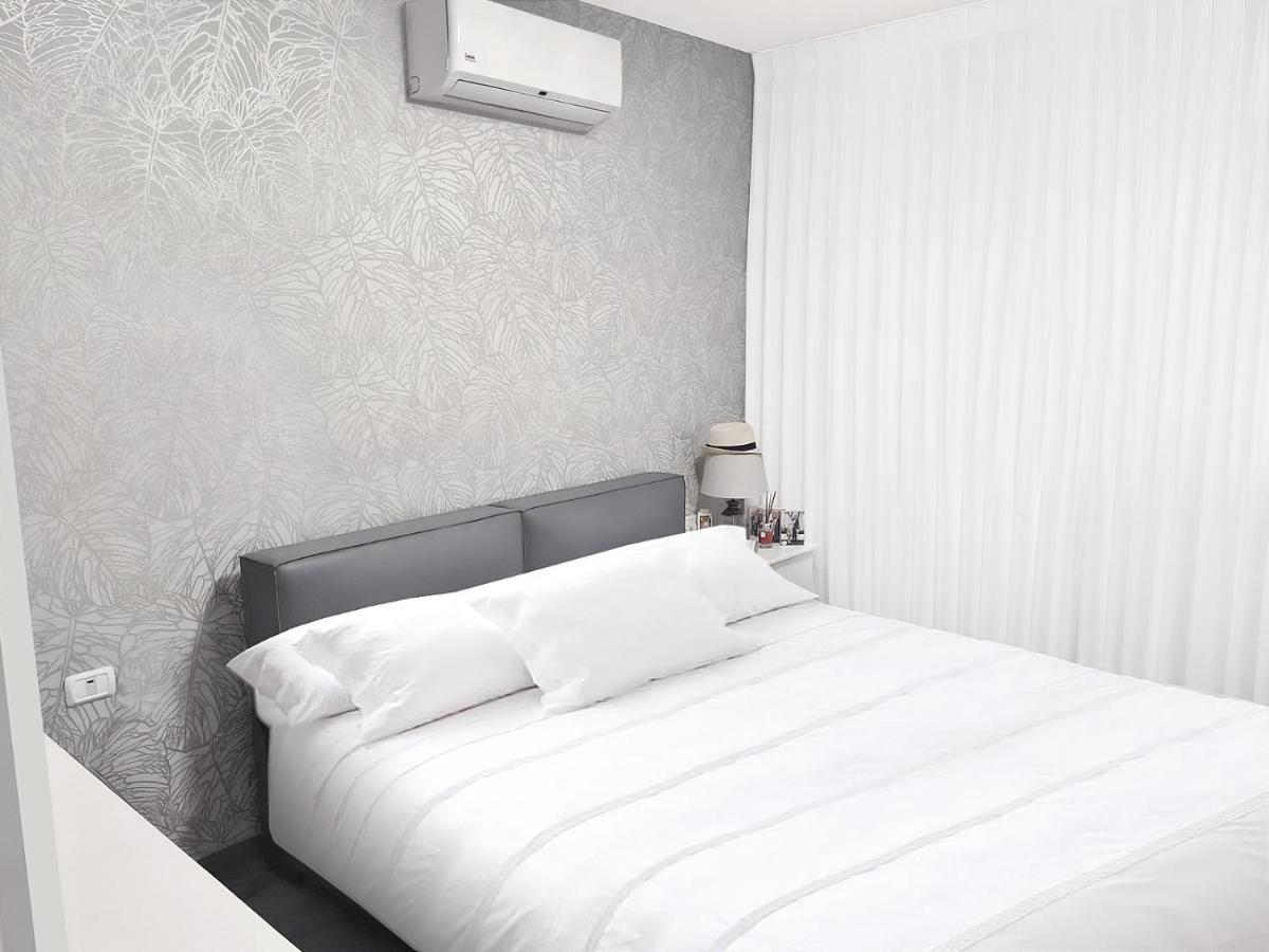Beach Suite Israel- Private Jacuzzi Garden Suite & Gym, 3 Min Walk To Beach ביץ סוייט ישראל- ג'קוזי פרטי בגינה 3 דקות הליכה לים וחדר כושר Ашкелон Екстериор снимка