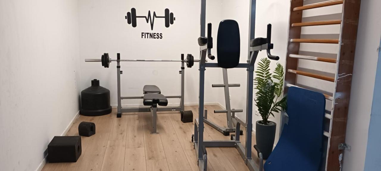Beach Suite Israel- Private Jacuzzi Garden Suite & Gym, 3 Min Walk To Beach ביץ סוייט ישראל- ג'קוזי פרטי בגינה 3 דקות הליכה לים וחדר כושר Ашкелон Екстериор снимка